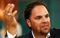 Ex-Met and noted Italian soccer fan Mike Piazza is interested in buying Parma FC.