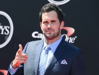 Matt Leinart's Flag Football League Is Up To Some Shady Stuff