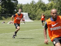 Nash runs during practice with Inter Milan. (Photo: Amy Sussman/AP Images for Guinness)